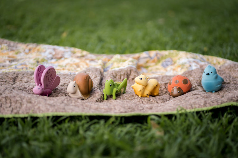 Tikiri | Rubber Butterfly Garden Animal