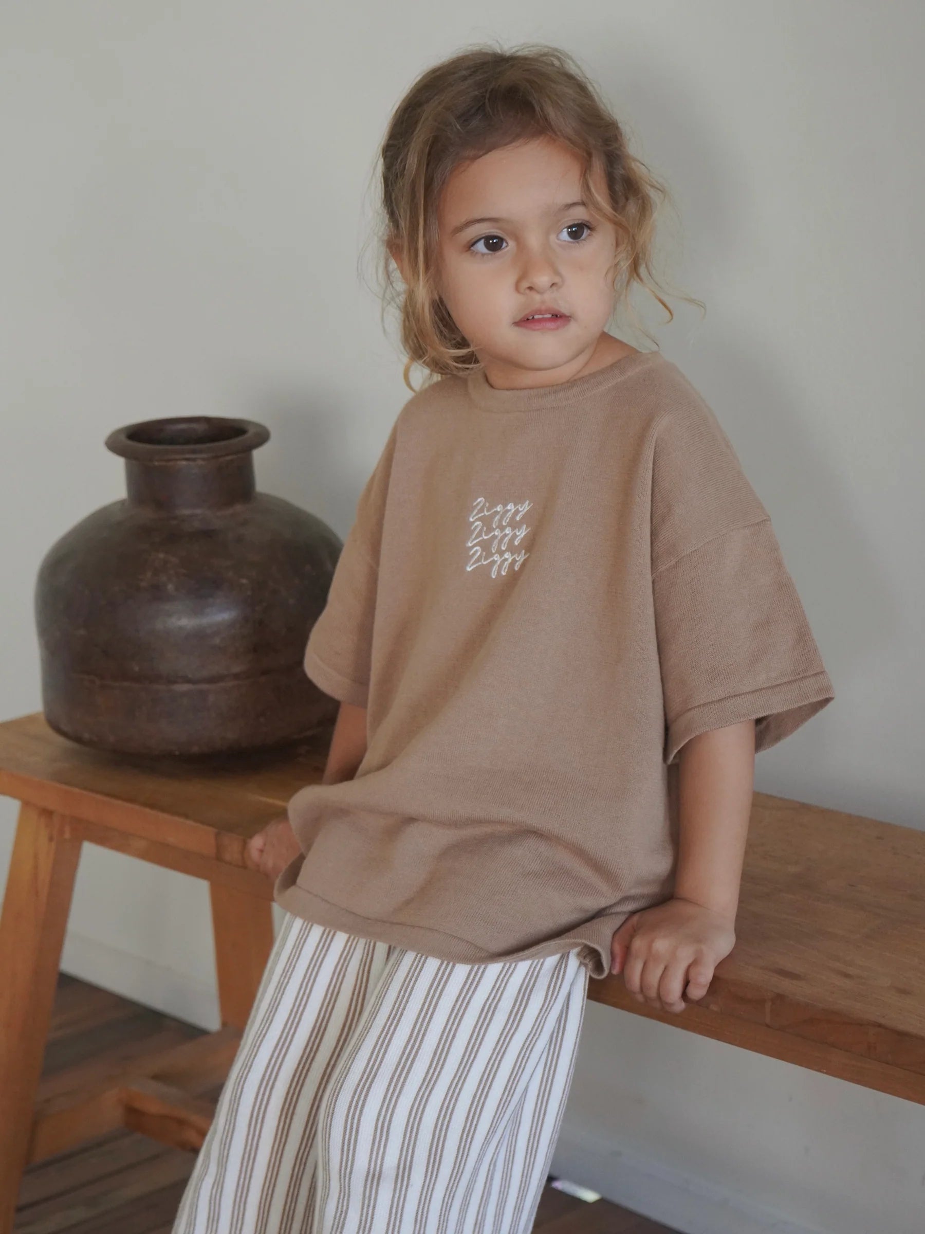 ZIGGY LOU | SIGNATURE TEE | MOCHA (KIDS)