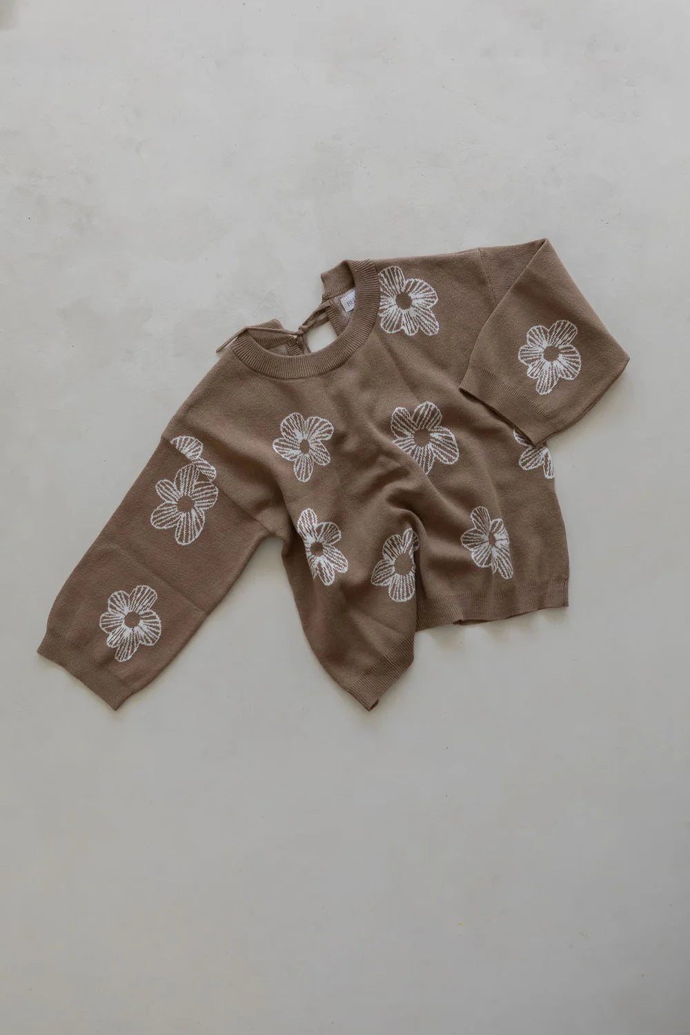 Belle and Sun | Cocoa Flower Tie-Up Top