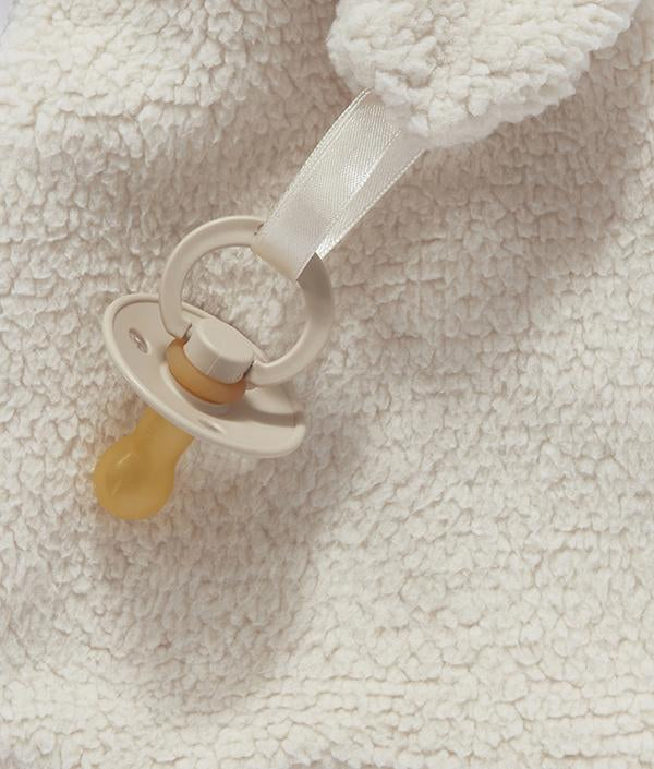 Nana Huchy Hoochy Coochie | Sophie the Sheep